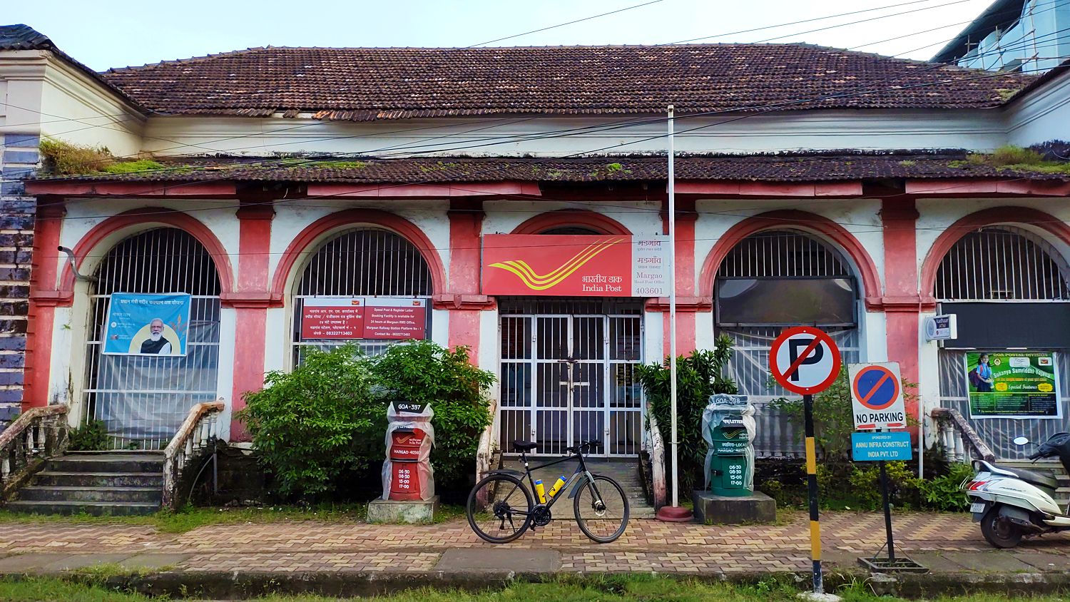 Documenting post boxes in Salcete