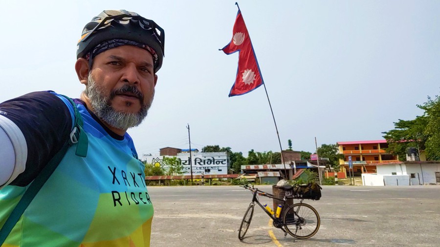 A 42-day solo cycling adventure across NEPAL